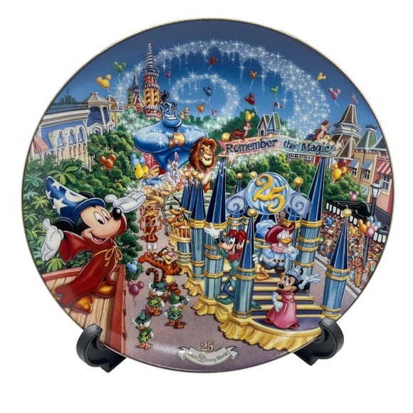 Disney Bradford Exchange 25th Anniversary WDW Remember The Magic Parade - Picture 2 of 6